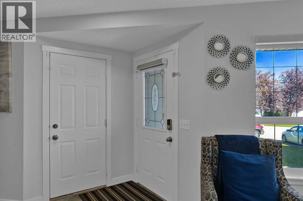 254 Hidden Spring Mews NW - 2