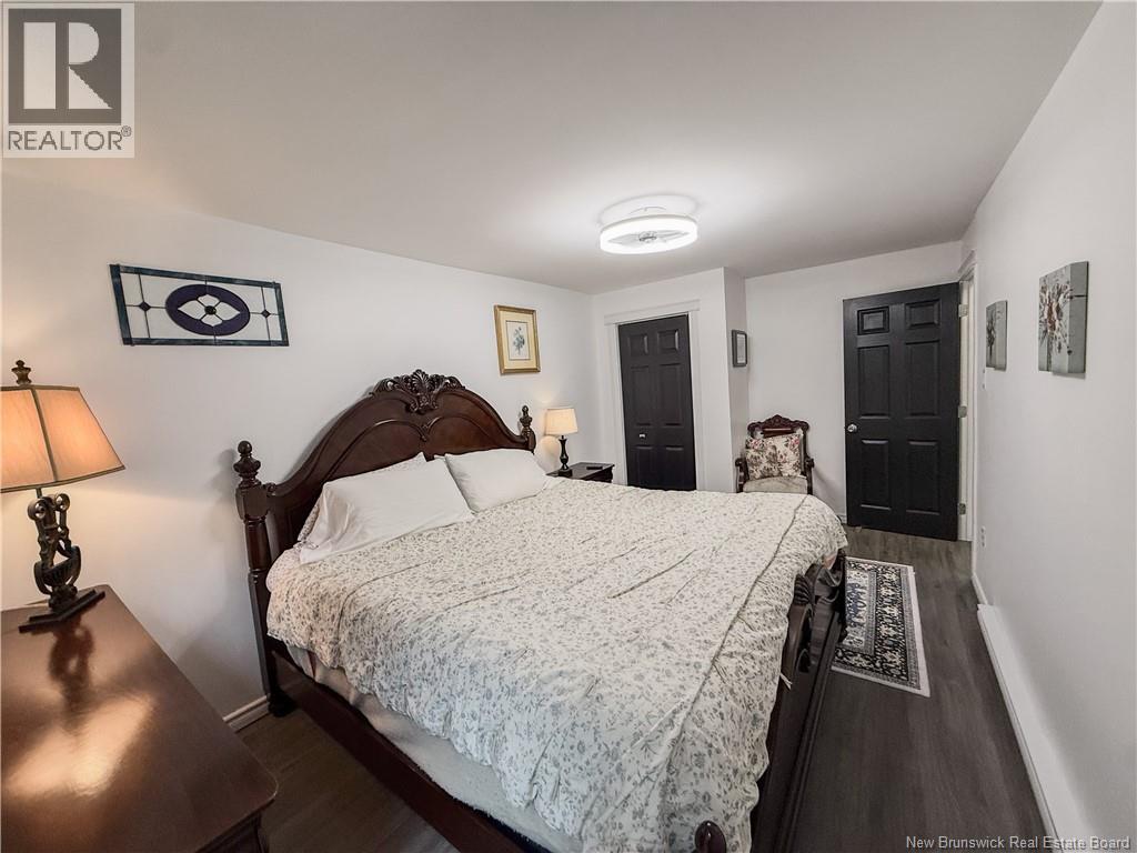 38 Holman Avenue - Image 22