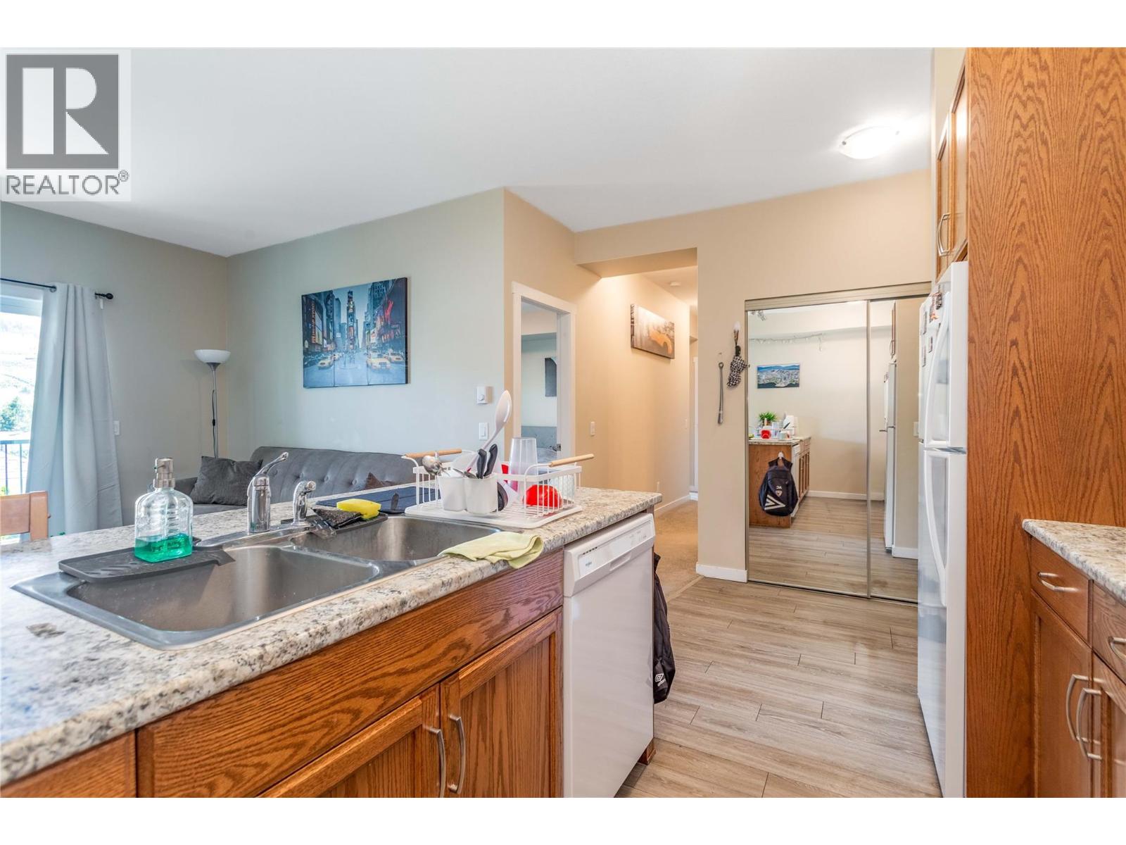 205 Highway 33 E - 21