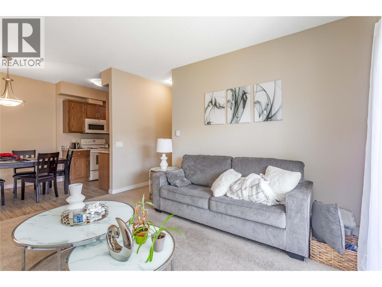 205 Highway 33 E - 15