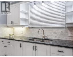 Kitchen - 198 West 19th Street, Hamilton, ON L9C4J2 Photo 7