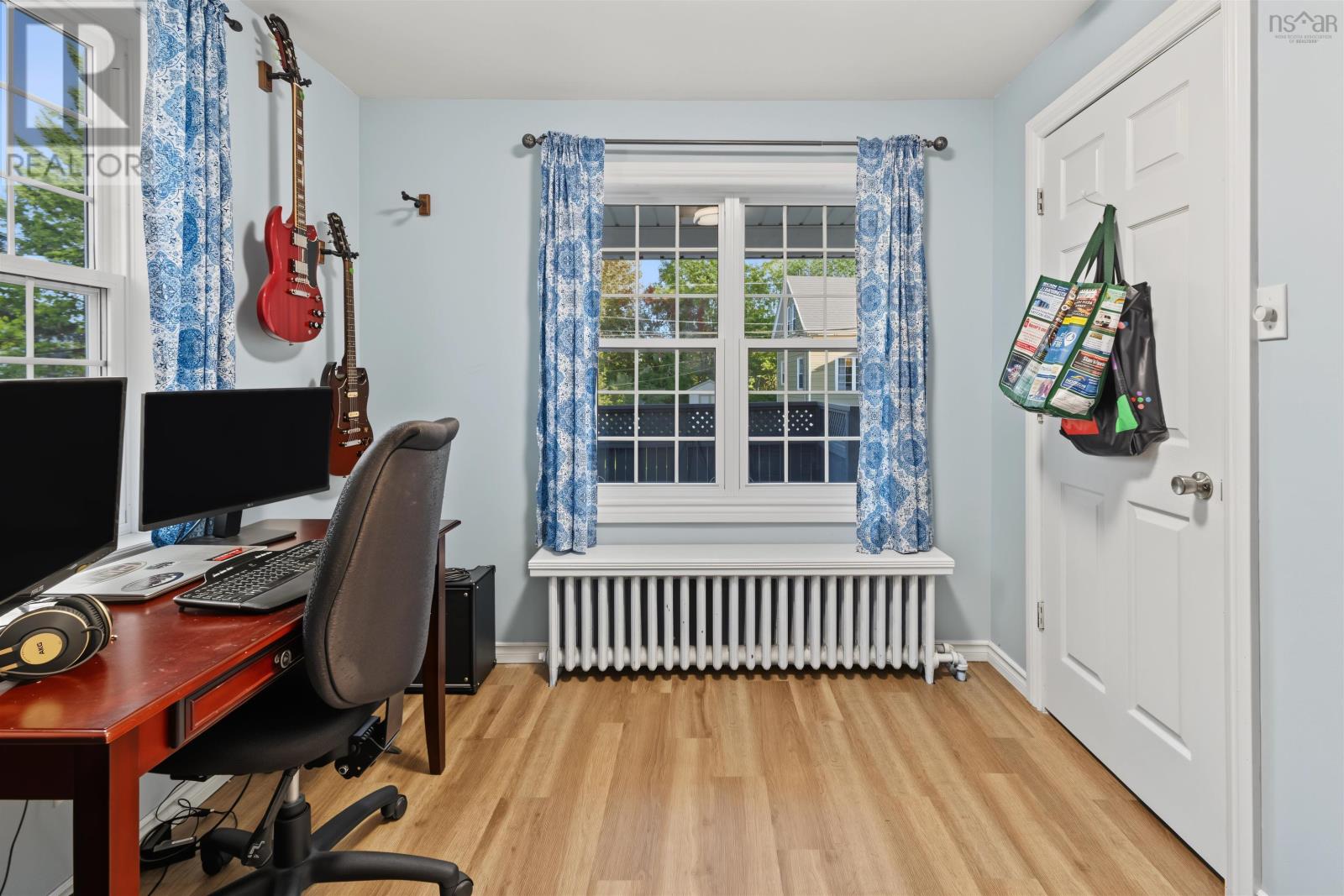 437 St Peters Road - 19