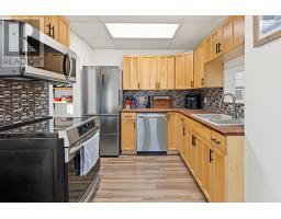 Den - 437 St Peters Road, Sydney, NS B1R4R7 Photo 10