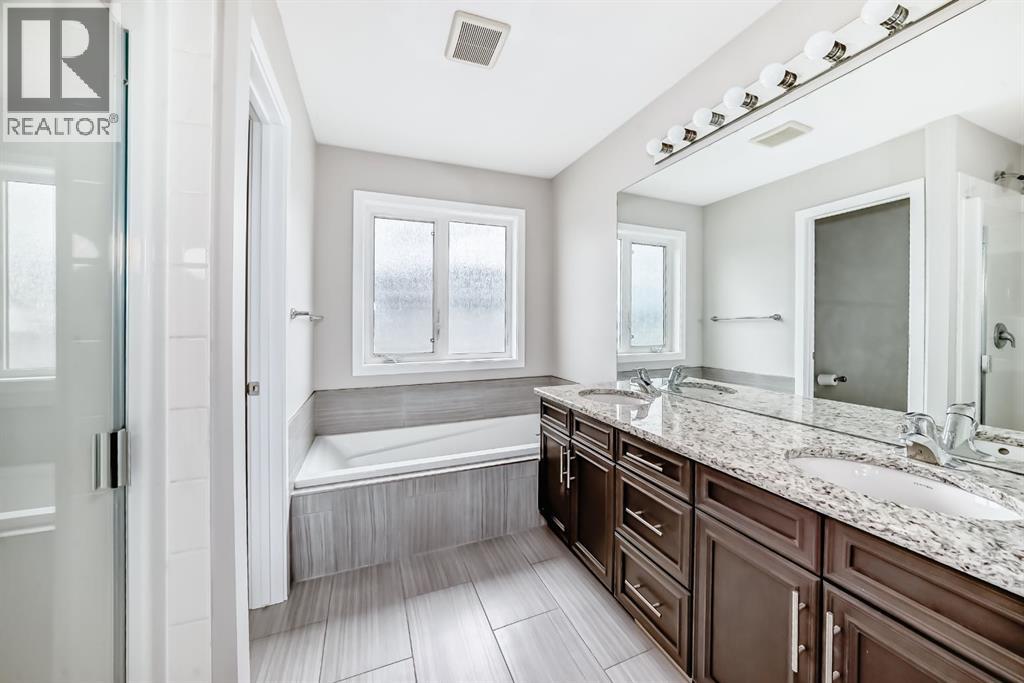 Listing photo – 110 CEDAR Square, Blackfalds