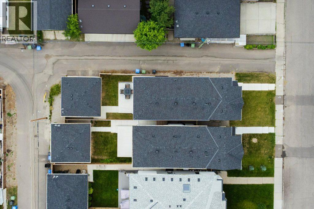 1906 43 Avenue SW - Image 40