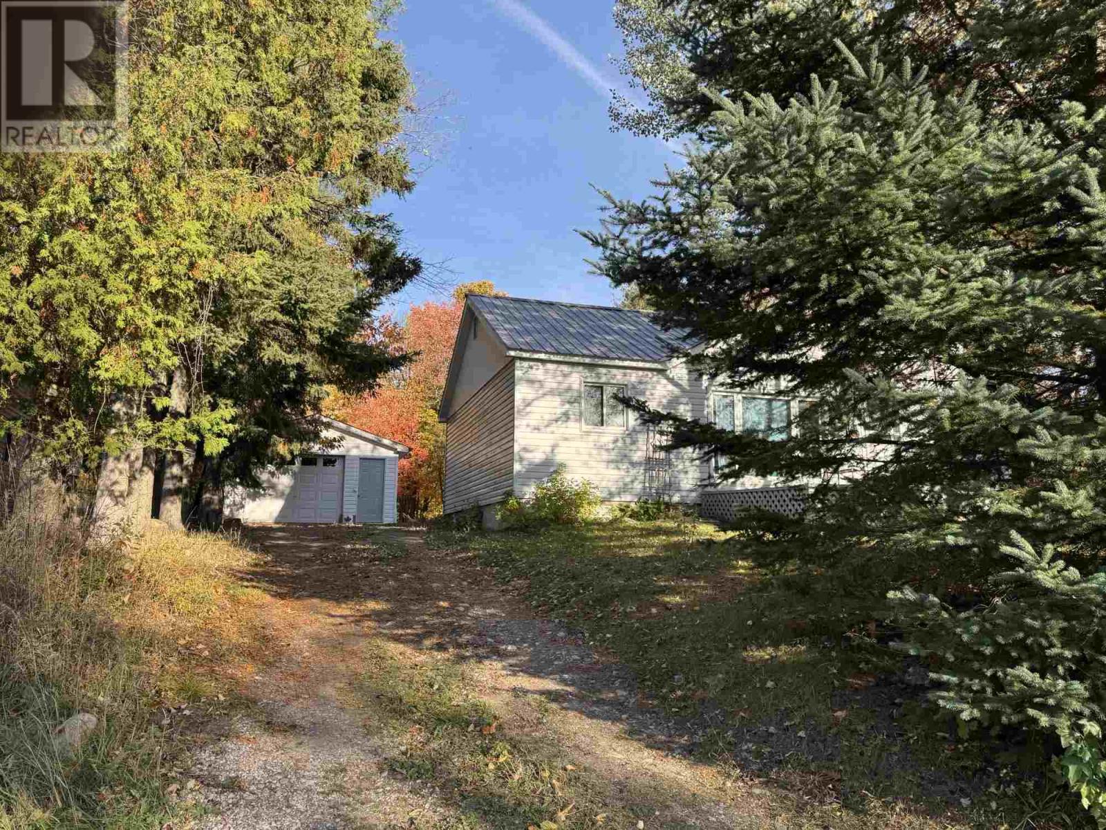 1310 ELIZABETH ST