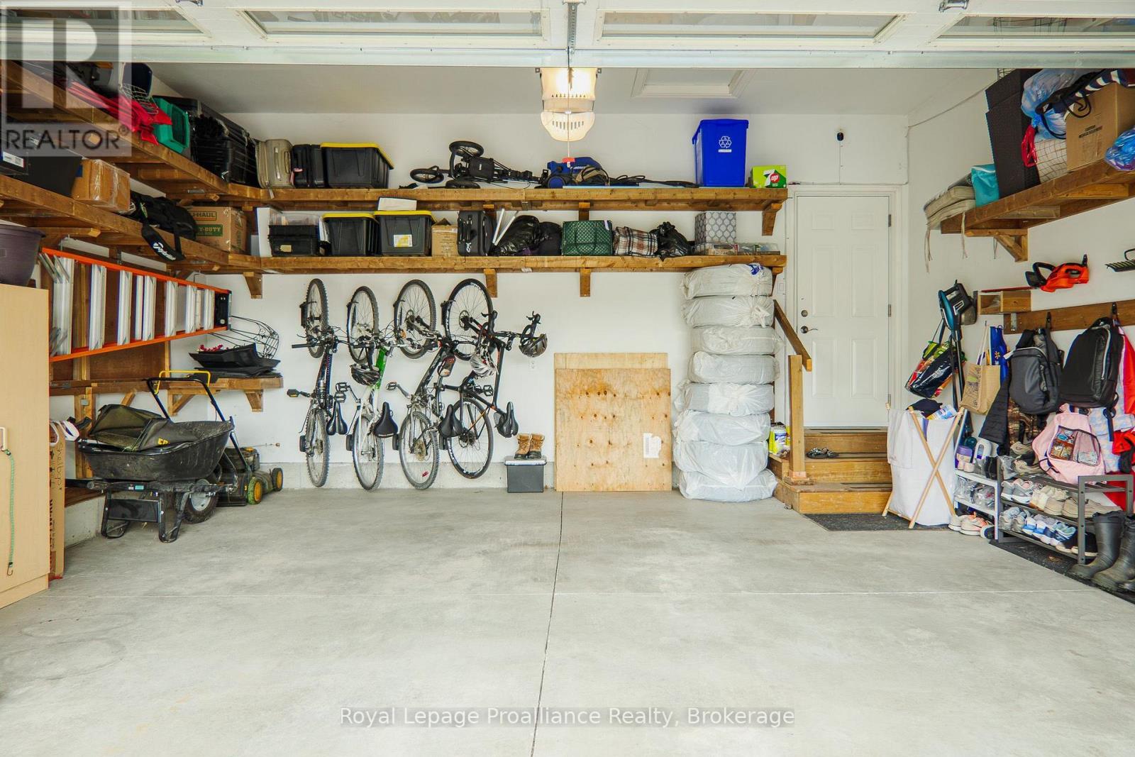 60 SHEWMAN ROAD - Image 35
