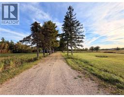 Bath (# pieces 1-6) - 418 Point Aux Carr Road, Miramichi, NB E1N4X7 Photo 9