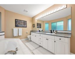 4642 219 Street, Langley, BC V3A9H7 Photo 25