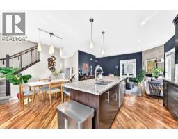 3pc Bathroom - 3, 309 15 Avenue Ne, Calgary, AB T2E1H3 Photo 7