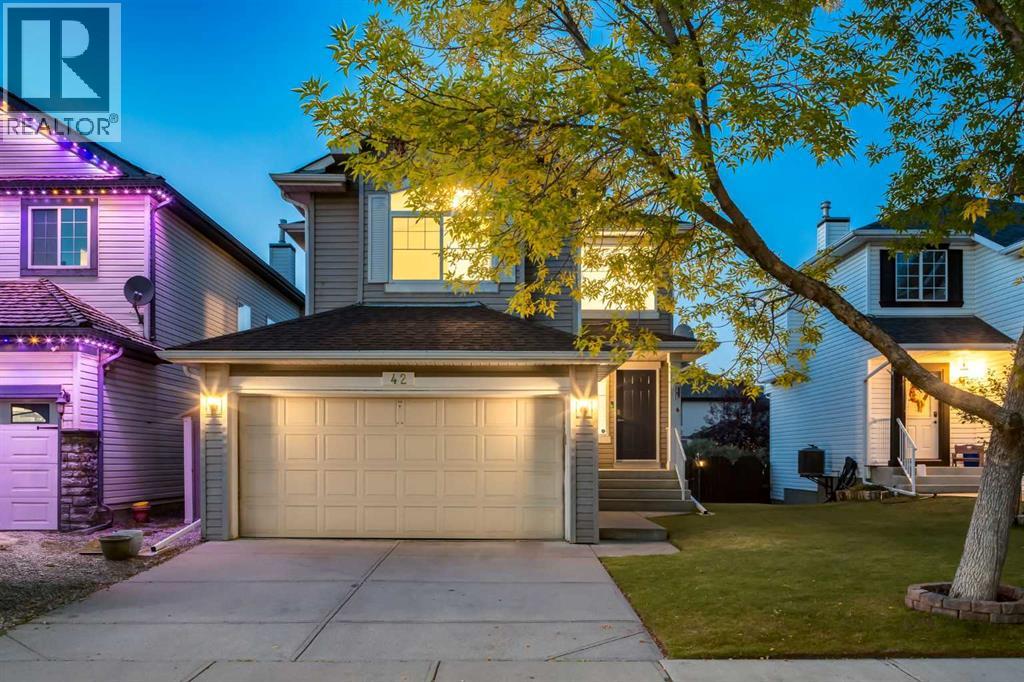 42 DOUGLAS GLEN Circle SE, Calgary