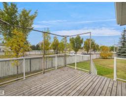 Bedroom 3 - 7628 10 Av Sw Sw, Edmonton, AB T6X0N6 Photo 8