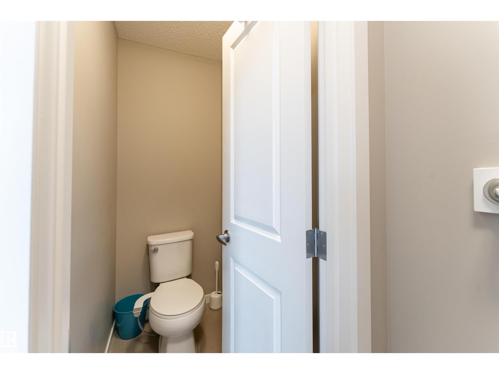 17523 56 ST NW - Image 28