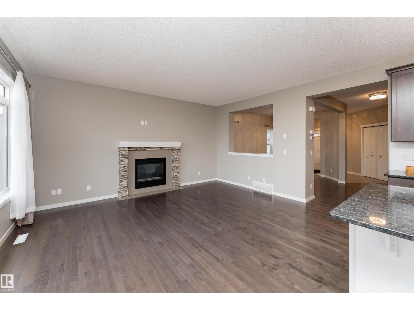 17523 56 ST NW - 3