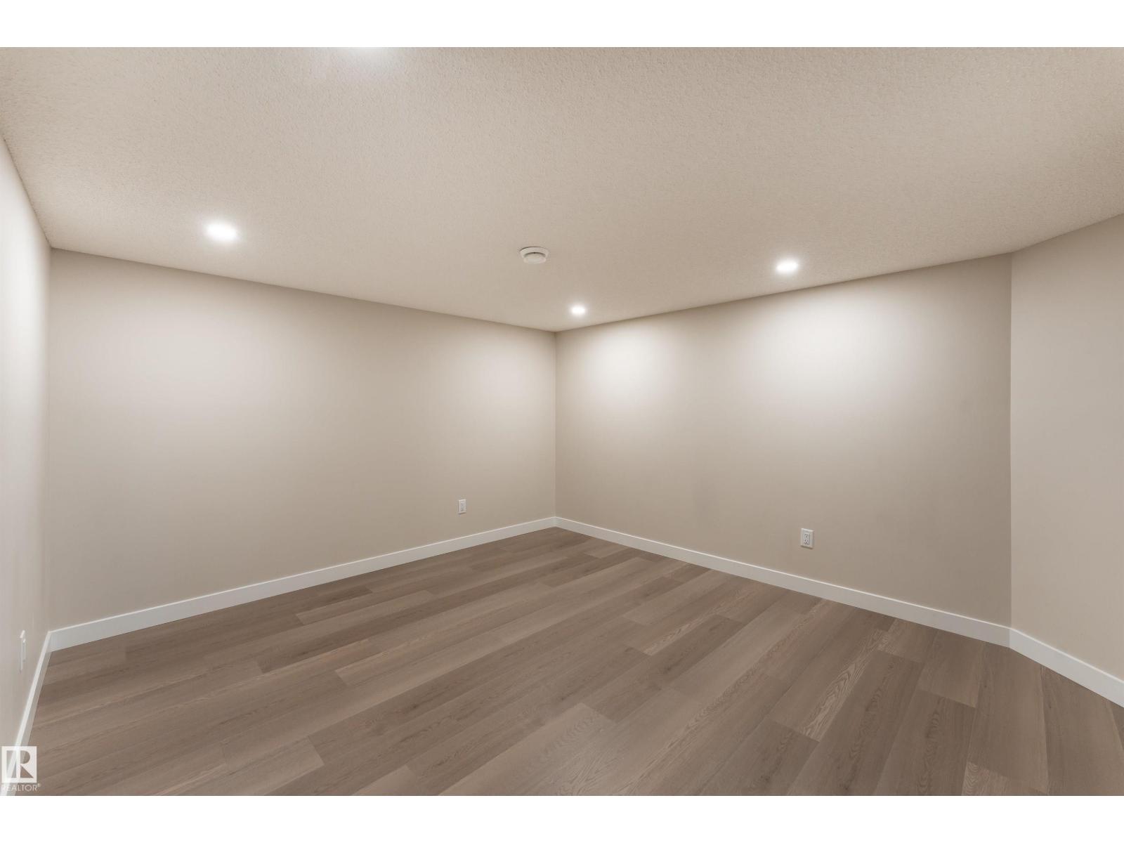 17523 56 ST NW - Image 36