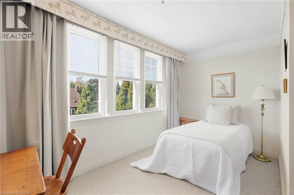 41 EAST 14TH Street - 36