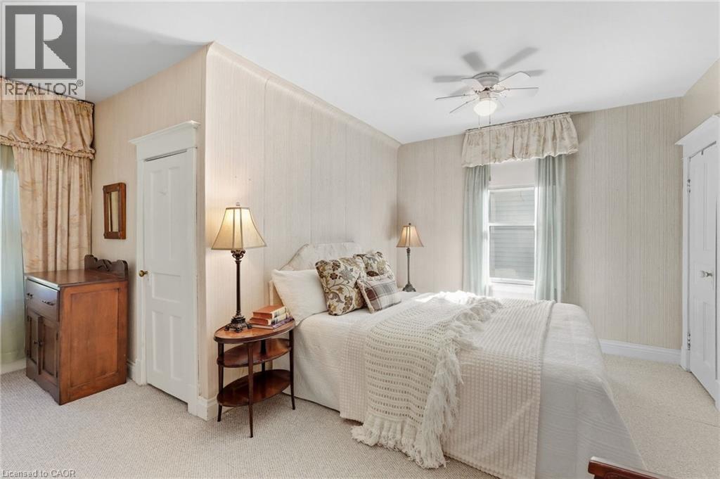 41 EAST 14TH Street - 33