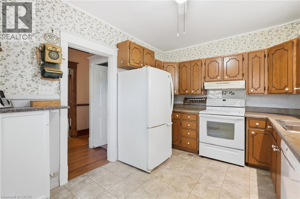 41 EAST 14TH Street - 22