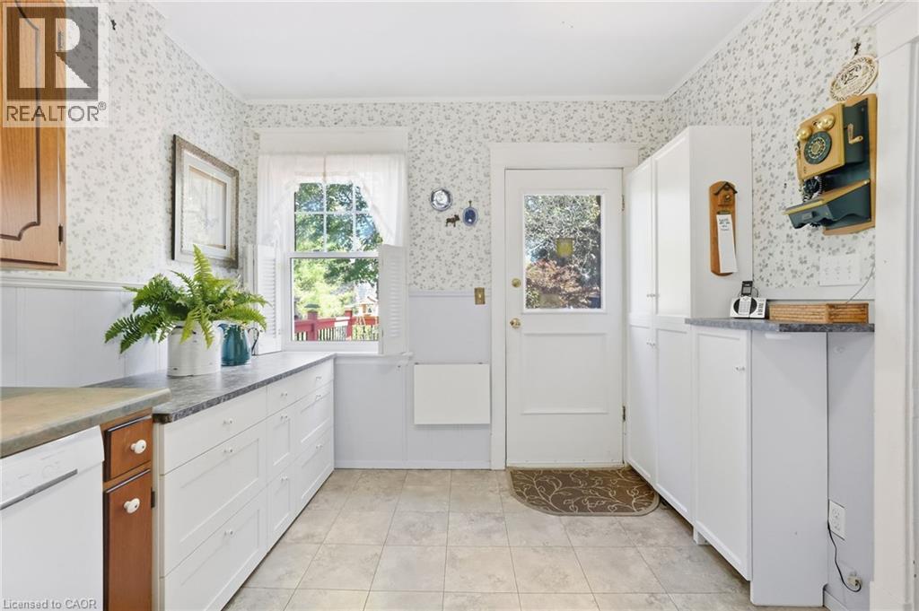 41 EAST 14TH Street - 21