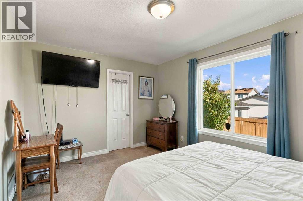 118 CAMPBELL Crescent, Fort McMurray