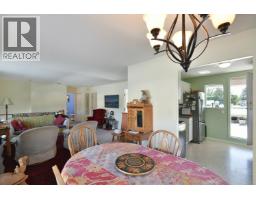 24 5610 Trail Avenue, Sechelt, BC V7Z0H8 Photo 13
