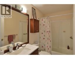 24 5610 Trail Avenue, Sechelt, BC V7Z0H8 Photo 21