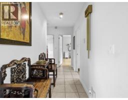 998 Fairway Drive, North Vancouver, BC V7G1L8 Photo 11