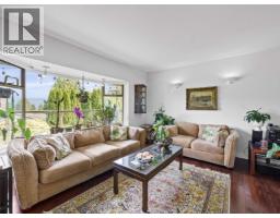 998 Fairway Drive, North Vancouver, BC V7G1L8 Photo 13