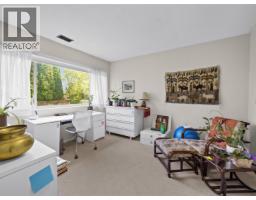 998 Fairway Drive, North Vancouver, BC V7G1L8 Photo 28
