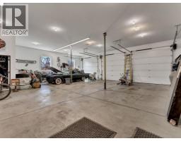 170 2 Street Nw, Medicine Hat, AB T1A6J3 Photo 32
