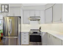 Sunroom - 8 Chambery Street, Bracebridge, ON P1L0G2 Photo 10