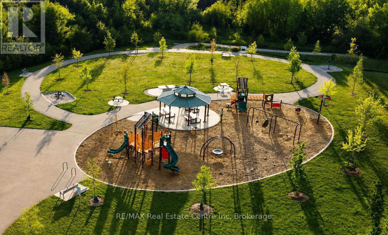 #1 39 KAY CRESCENT - Image 3