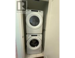 610 - 80 Vanauley Street, Toronto, ON M5T0C9 Photo 10