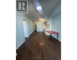 610 - 80 Vanauley Street, Toronto, ON M5T0C9 Photo 6