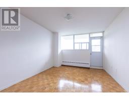 902 - 161 Oakwood Avenue, Toronto, ON M6E2V2 Photo 10
