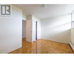 902 - 161 Oakwood Avenue, Toronto, ON M6E2V2 Photo 7