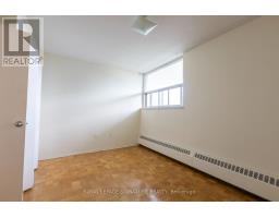 902 - 161 Oakwood Avenue, Toronto, ON M6E2V2 Photo 8