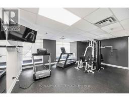 203 - 140 Bathurst Avenue, Toronto, ON M5V3N8 Photo 15