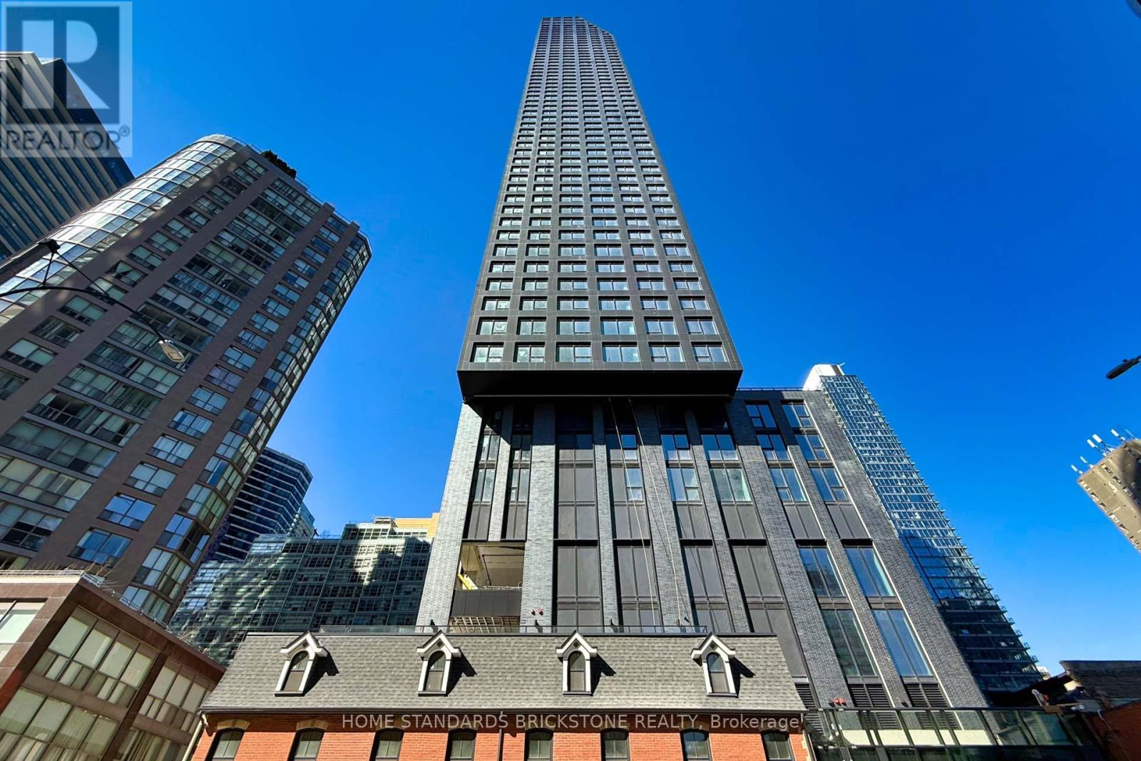 Photo of 8 Wellesley Street