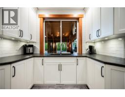 677 Windsor Pl, Campbell River, BC V9W7Y6 Photo 19