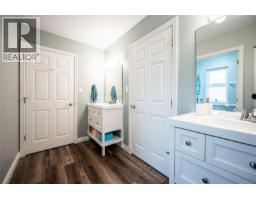 677 Windsor Pl, Campbell River, BC V9W7Y6 Photo 39