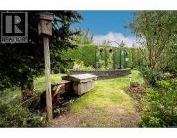 677 Windsor Pl, Campbell River, BC V9W7Y6 Photo 56