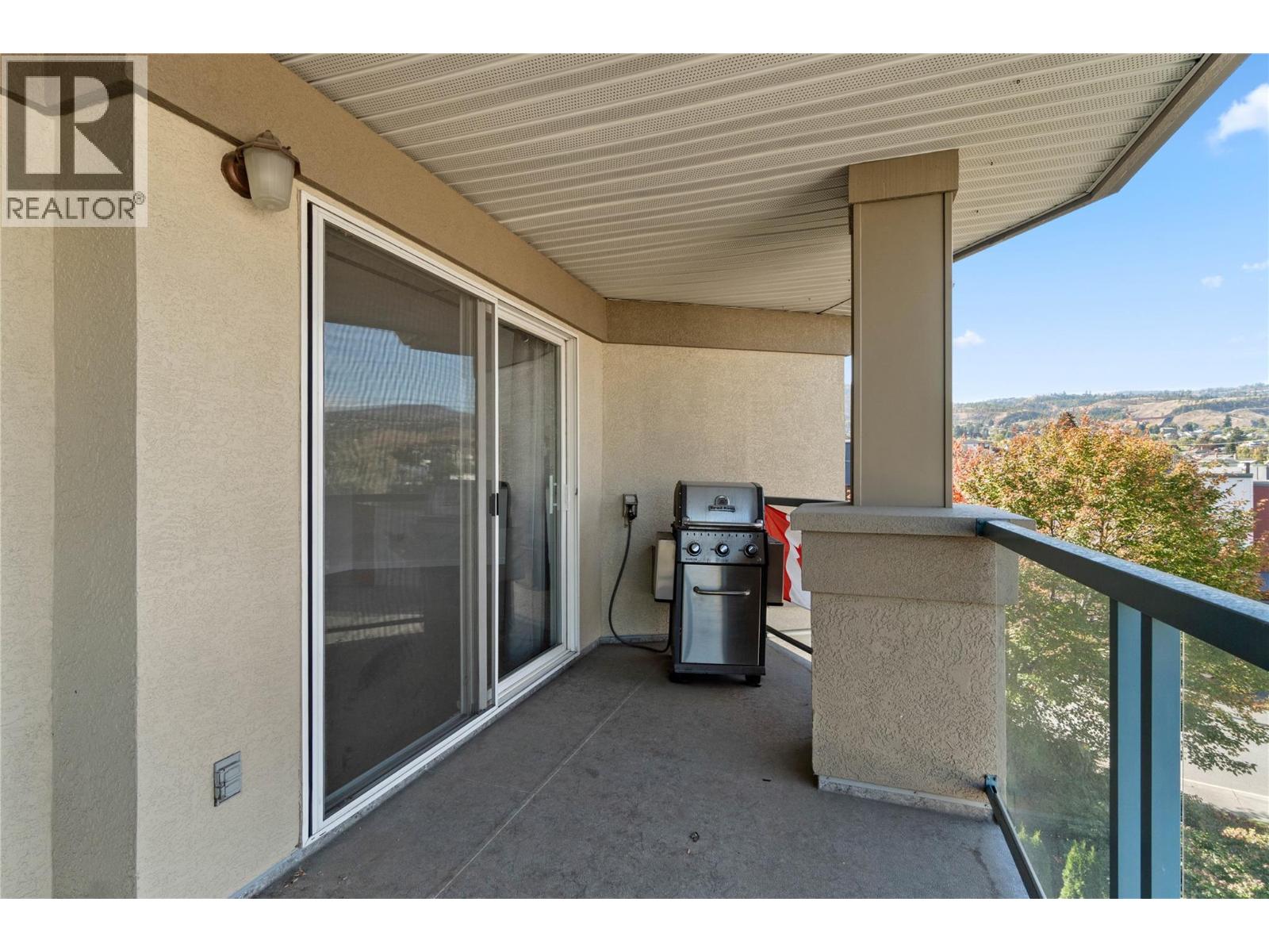 #405 970 LORNE Street - Image 33
