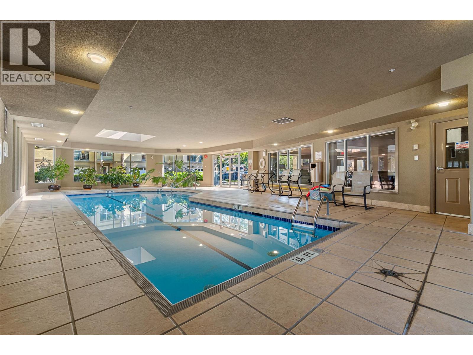#405 970 LORNE Street - 6
