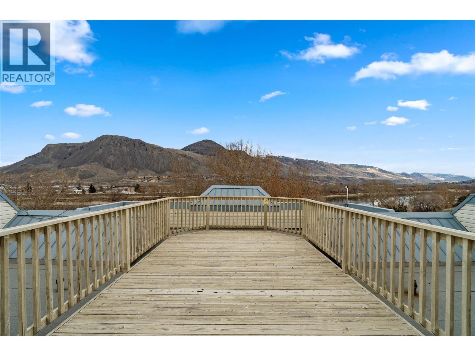 #405 970 LORNE Street - 44