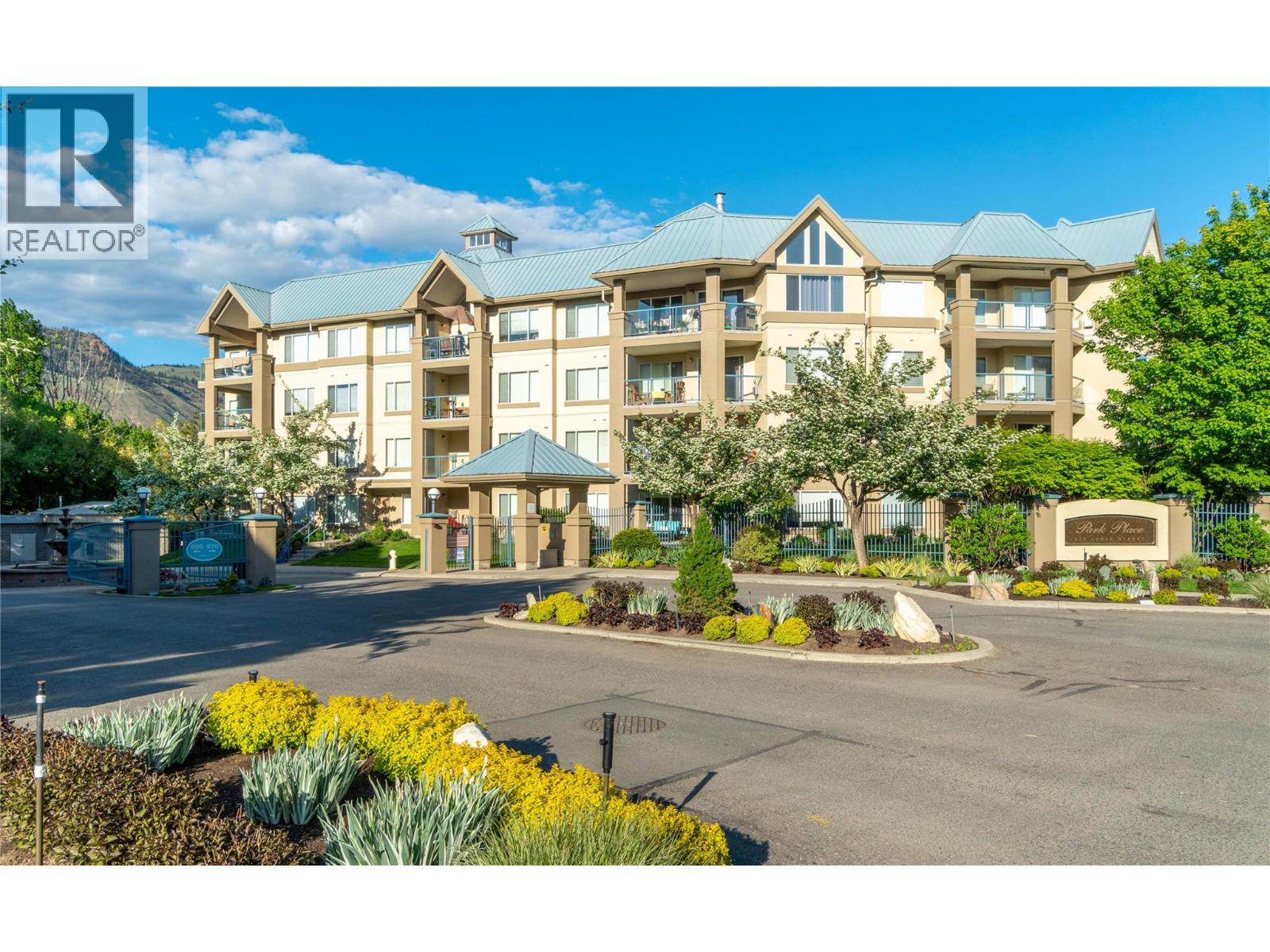 #405 970 LORNE Street - Image 43