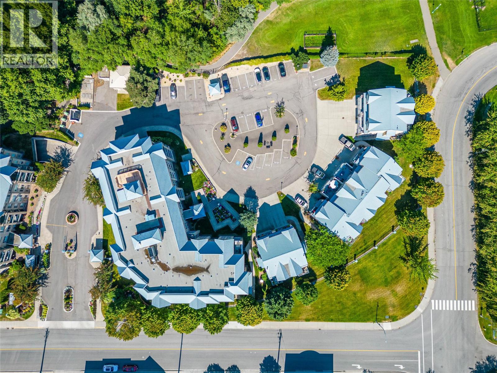 #405 970 LORNE Street - Image 56