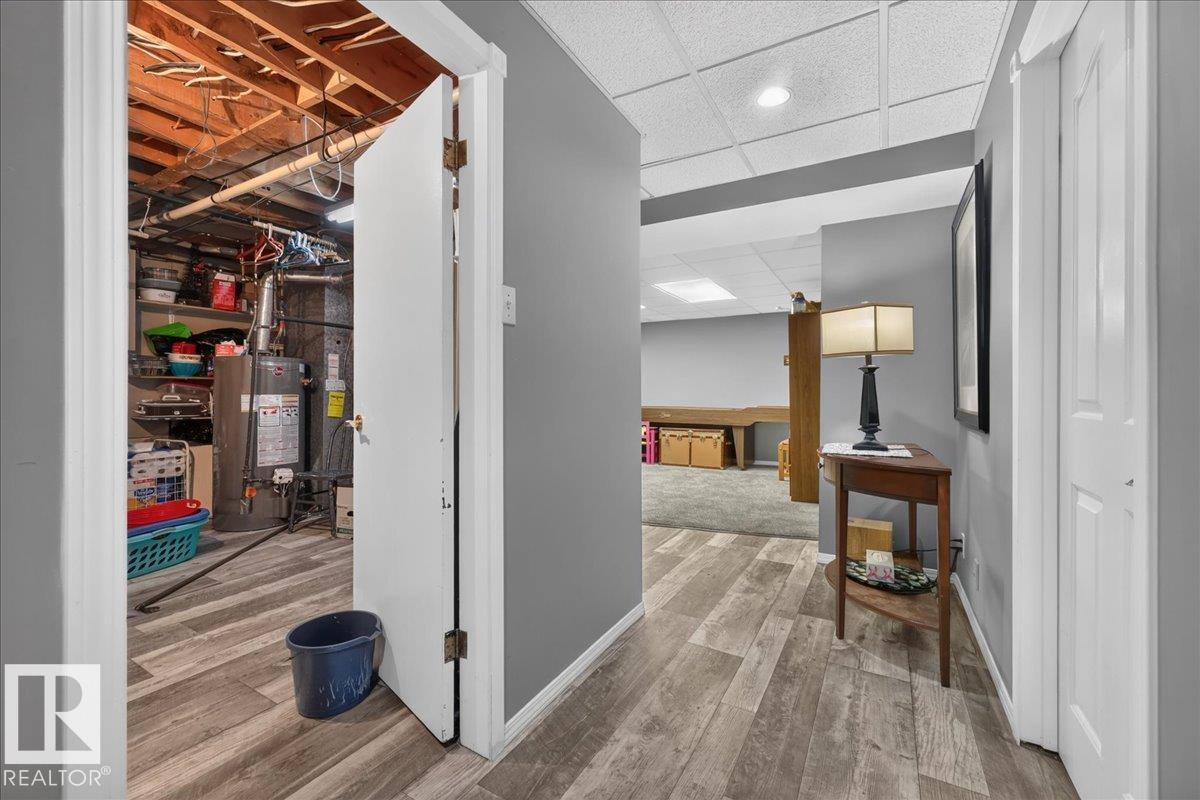 5104 53 ST - 31