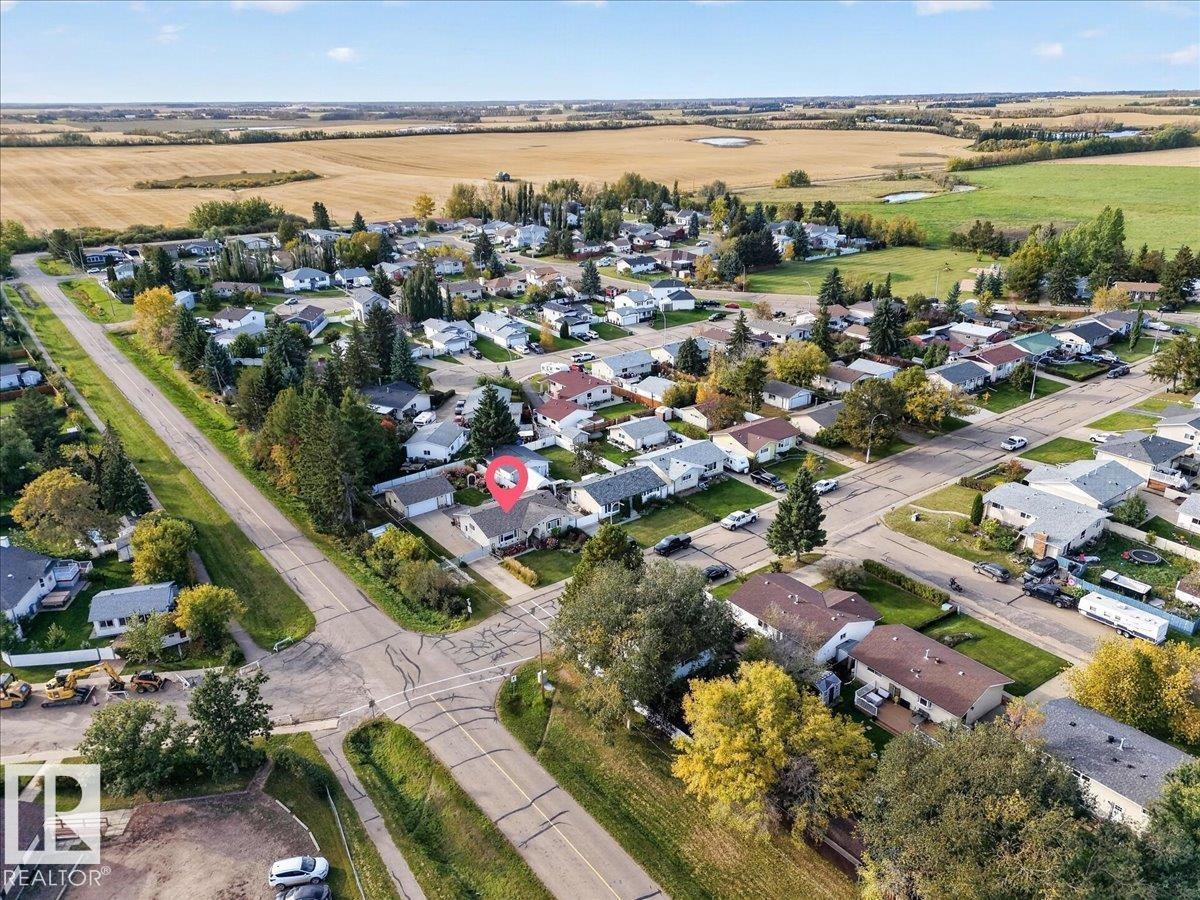5104 53 ST - 68
