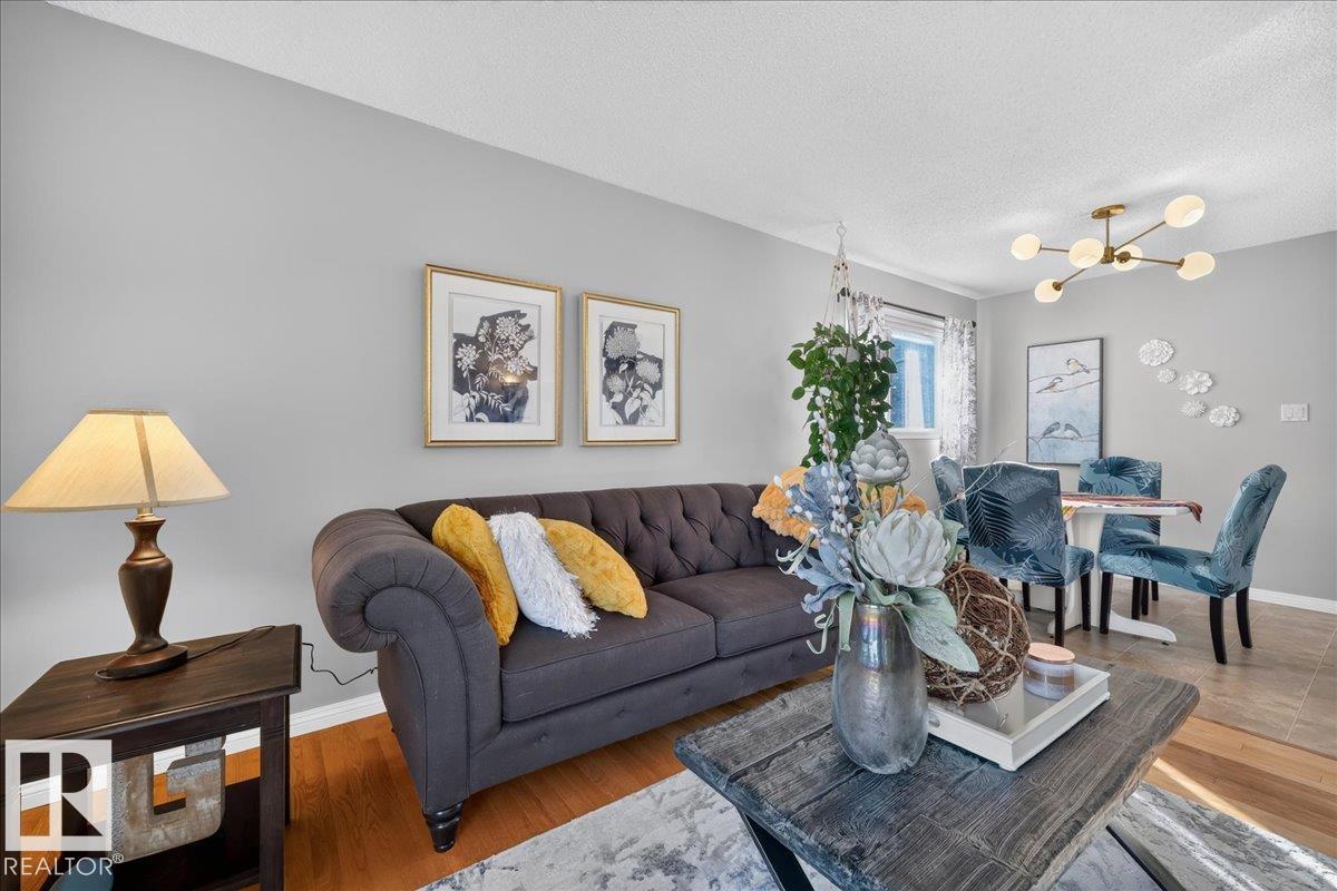 5104 53 ST - 8